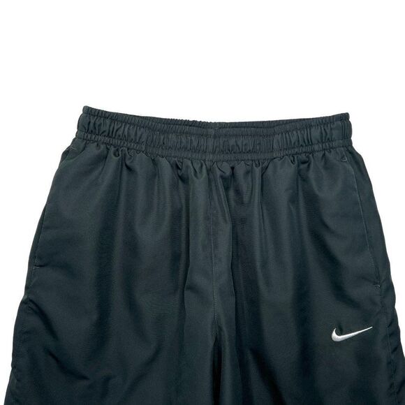 Nike Men's Dark Gray 10" Athletic Shorts - Picture 3 of 8